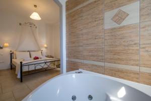 Gallery image of Anemonisia Deluxe Apartments in Skiros