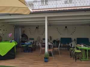 Restauracja lub miejsce do jedzenia w obiekcie Casa de Huéspedes con encanto El Sueño del Quijote