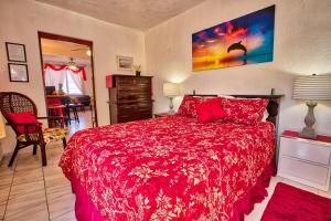 Letto o letti in una camera di Coconut Palms Inn