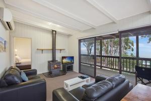 Gallery image of Beacon Point Ocean View Villas in Apollo Bay