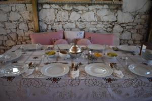 Restavracija oz. druge možnosti za prehrano v nastanitvi ŞATO Köyevi-Selendi