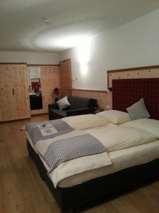 Postel nebo postele na pokoji v ubytování Hotel Alcialc