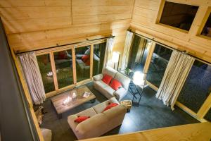 Posedenie v ubytovaní Łabowska Chata - Basen, Sauna, Grota solna