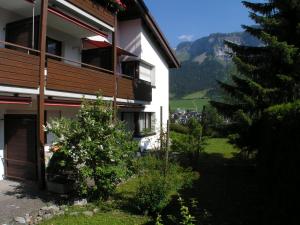 Nespecifikovaný výhled na hory nebo výhled na hory při pohledu z apartmánu