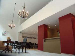 Reštaurácia alebo iné gastronomické zariadenie v ubytovaní Art Suites Athens