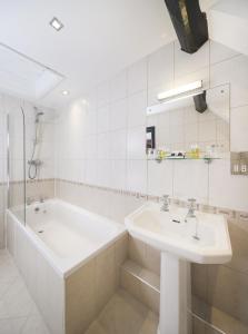 Bagdale Hall & Annexe tesisinde bir banyo