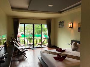 Balkón nebo terasa v ubytování Lanta Amara Resort