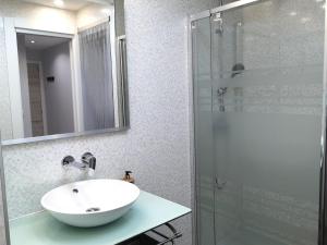 A bathroom at Malaka