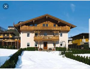 The building in which Az apartmant is located