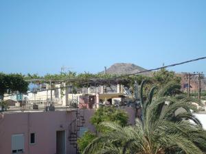 Gallery image of Babis Apartments in Platanias