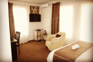 ケンプトンパークにあるMoshitametsi Guesthouseのギャラリーの写真