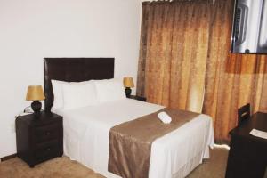 ケンプトンパークにあるMoshitametsi Guesthouseのギャラリーの写真 +64枚の写真