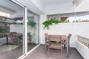 Balkón alebo terasa v ubytovaní by RIVA - Designer 1 Bedroom Apartment in the Centre of Marbella
