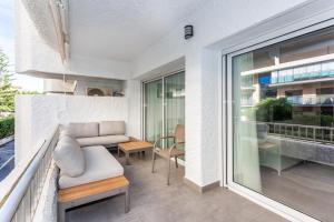 Balkón alebo terasa v ubytovaní by RIVA - Designer 1 Bedroom Apartment in the Centre of Marbella