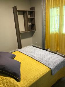 Le Guétali tesisinde bir odada yatak veya yataklar