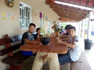 Tetamu yang menginap di Rest. e Pousada Fabiao II