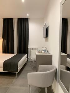 Gallery image of ApartHotel Bossi in Milan