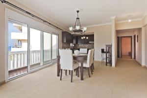 Kép Lux Sea View Apartment szállásáról Kárpathoszban a galériában
