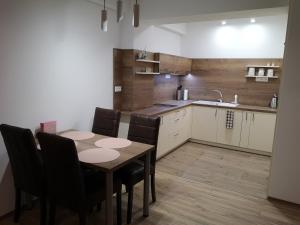 Kuchyňa alebo kuchynka v ubytovaní Romantic Chopok Juh Apartment 22
