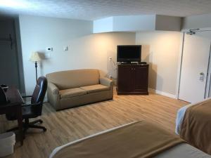 Gallery image of The Auberge Inn in New Liskeard