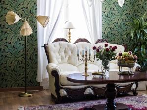 Posezení v ubytování Hotell Läckö