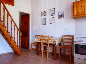 Η κουζίνα ή μικρή κουζίνα στο Villa Yorgos