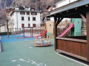 a playground with a slide at Monolocale Energy in Carona