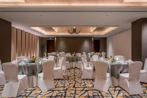 Neelkanth Sarovar Premiere的休息区