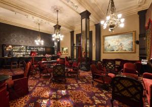 Posezení v ubytování Pera Palace Hotel