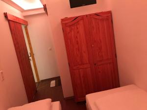 Voodi või voodid majutusasutuse TU Ferienzimmer in Ulm Stadtmitte toas