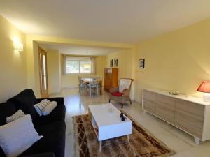 Część wypoczynkowa w obiekcie Apartment Tarraco Beach by Interhome