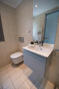 Kúpeľňa v ubytovaní Drakatos Villas
