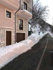 Gallery image of Suite Aremogna Neve in Rocca Pia