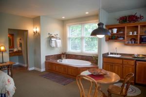 Gallery image of The Lodgings at Pioneer Lane in Ephraim +38 photos