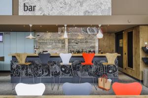 Lounge nebo bar v ubytování Ibis Münster City
