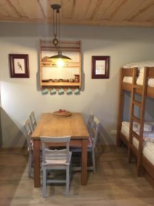 Postel nebo postele na pokoji v ubytování Apartmán u svahu Dolní Morava