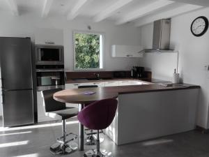 Η κουζίνα ή μικρή κουζίνα στο Villa Métisse Ile et Villas Groix