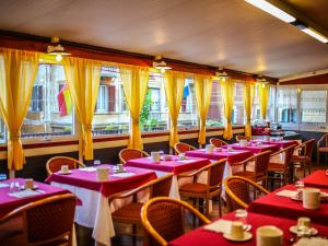 Restaurace v ubytování Hotel Portofino
