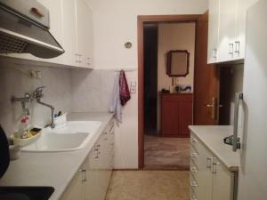 Ένα μπάνιο στο Apartment Korinos Mama Machi +36 φωτογραφίες