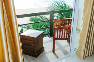 Balkon oz. terasa v nastanitvi OCEAN EDGE HIKKA