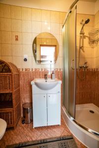 A bathroom at U Gałuse