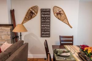 Χώρος καθιστικού στο Prime Location EdelWeiss Luxury Condo