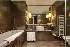 Gallery image of Barcelo Royal Beach - All Inclusive in Sunny Beach +174 photos
