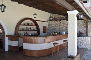 Lounge alebo bar v ubytovaní BBB - Barbati Blick Bungalows