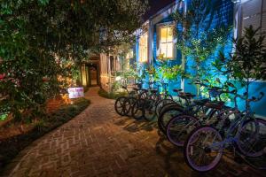 Gallery image of 4 BR - Sleeps 8! Celebrity Villa Next to Frenchman St in New Orleans