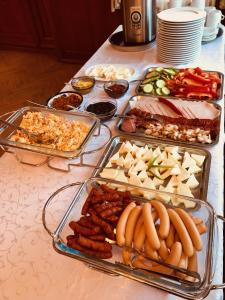 Afbeelding uit fotogalerij van Csillag Panzio in Lunca de Jos