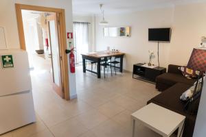 Gallery image of Apartments Baleal: Sunshine by the Pool in Ferrel