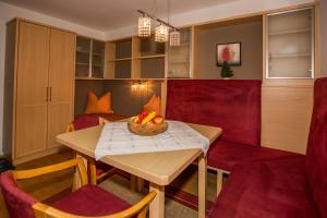 Część wypoczynkowa w obiekcie Chalet Karin