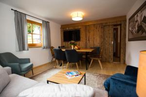 Część wypoczynkowa w obiekcie Chalet Karin