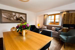 Część wypoczynkowa w obiekcie Chalet Karin